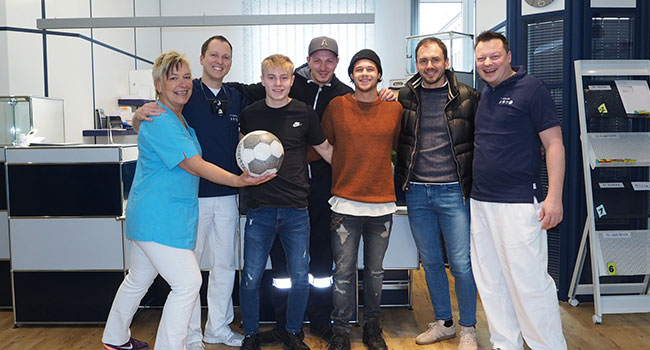Unsere Praxis betreut die Fußballer des TUS Koblenz